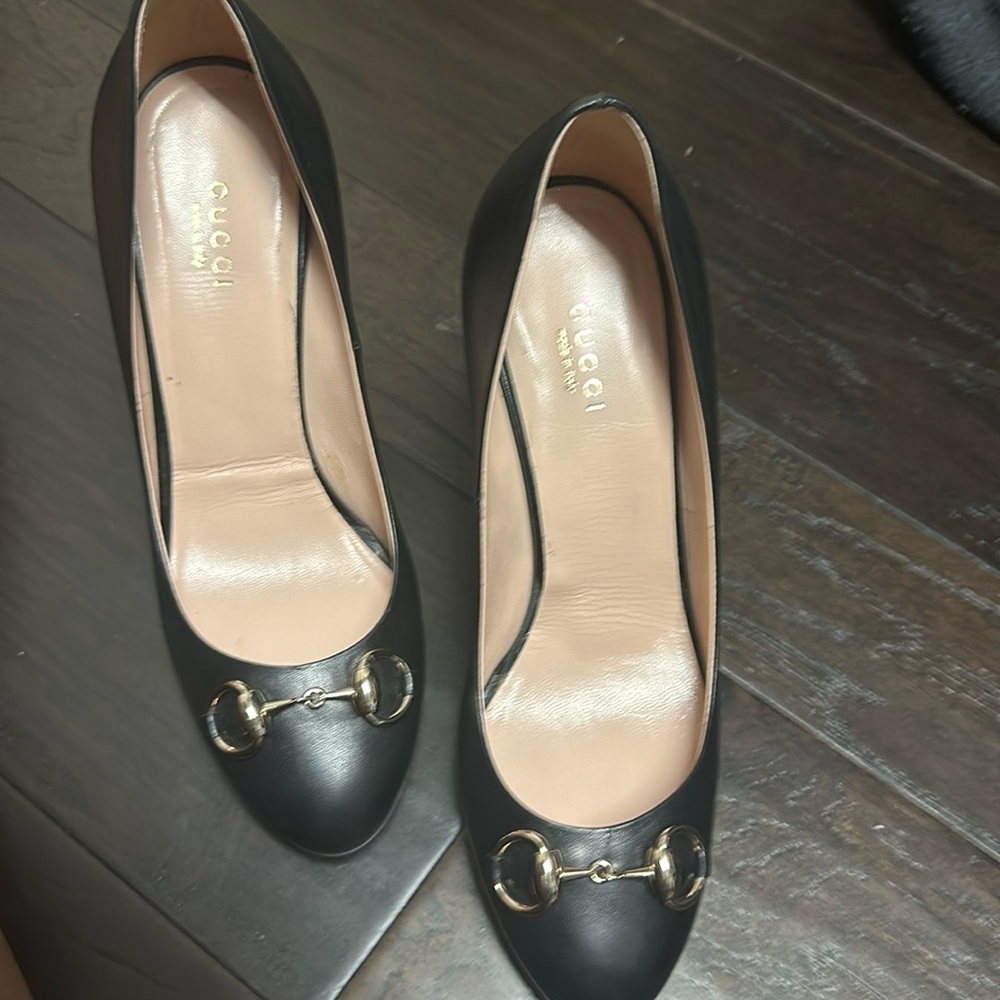 Black Gucci Horse-bit Heels